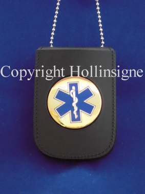 Porte carte / insigne "tour de cou" 3 ID avec insigne paramedical